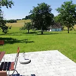 Апартаменты Hofgut Breitenbach Маркдорф